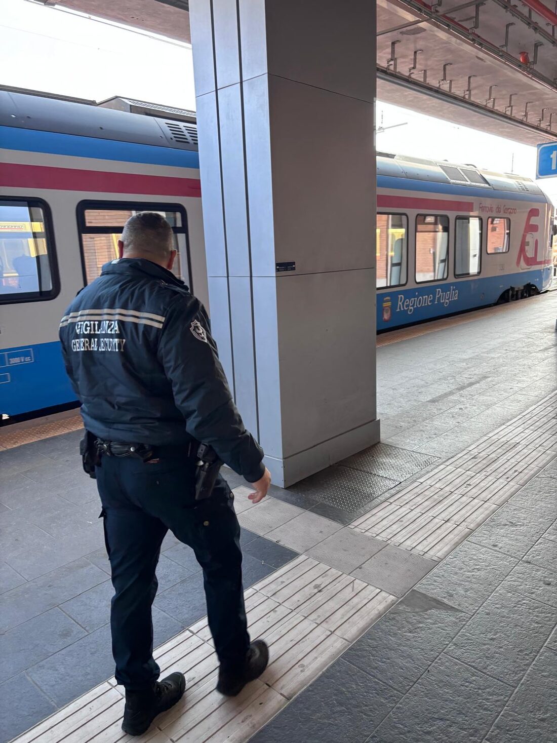 Guardia Particolare Giurata General Security in servizio di sicurezza sussidiaria in stazione